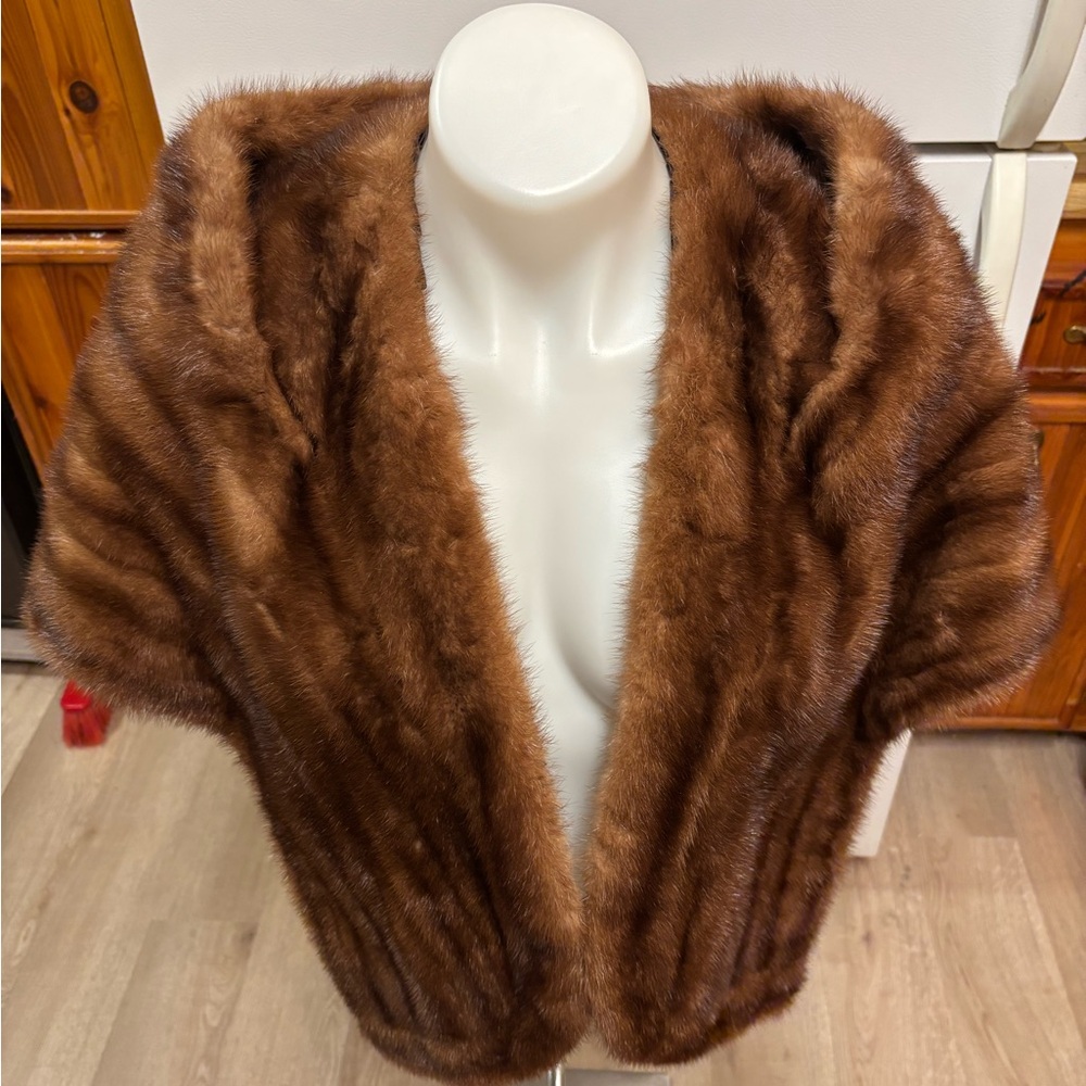 Elegant Brown Fur Women's Shawl